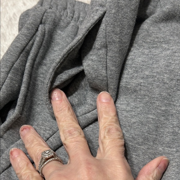 Sweats - Picture 5 of 6